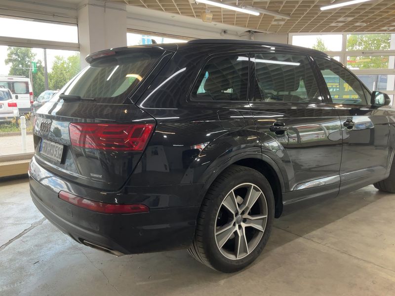 Audi Q7 3.0 V6 TDI quattro 2018 – снимка 8