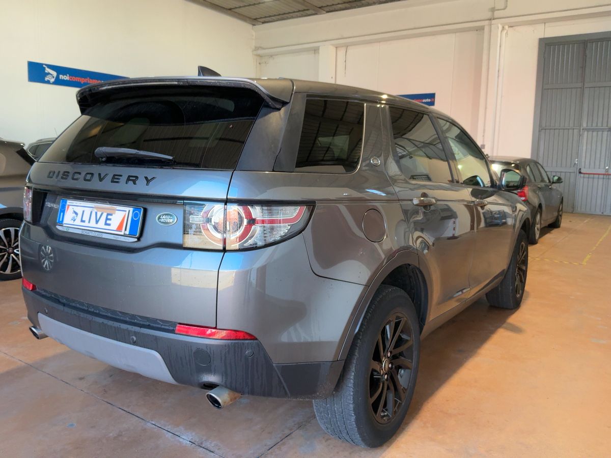 Land Rover 2018 — photo 9
