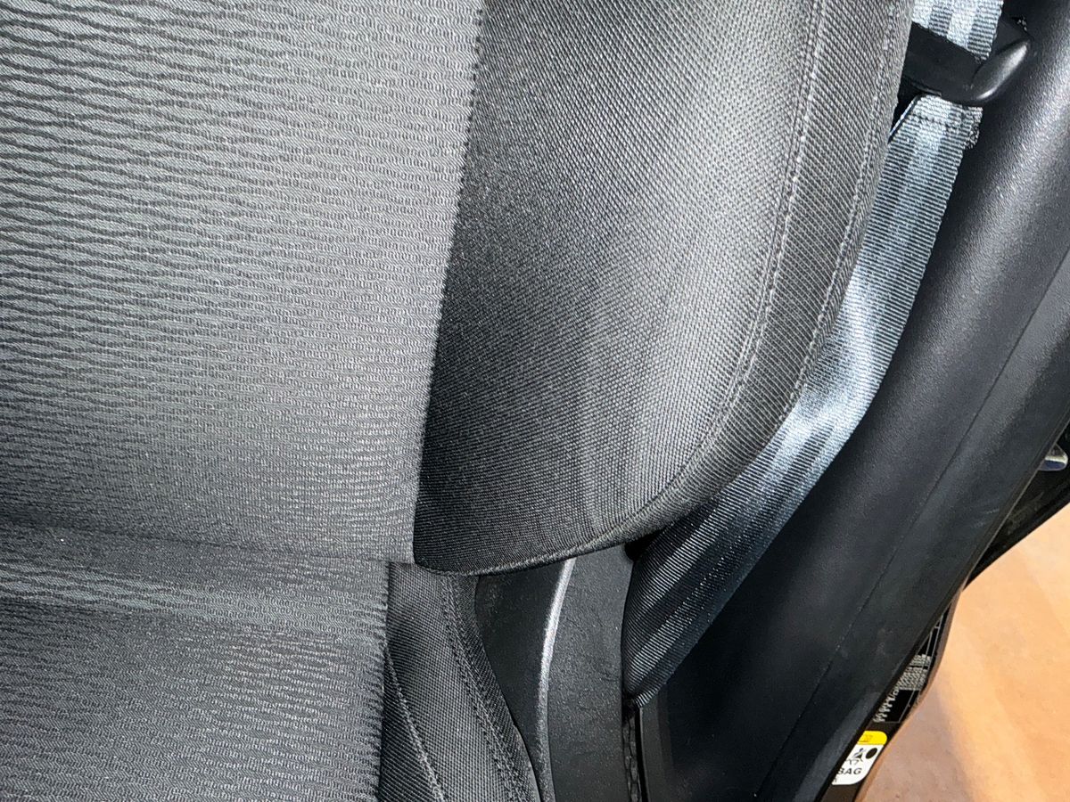 Land Rover 2018 — photo 32