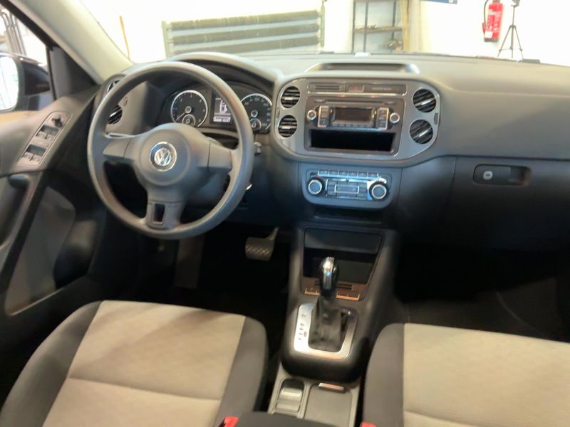 Volkswagen Tiguan 2.0 TDI Trend & Fun 4Motion — zdjęcie 12