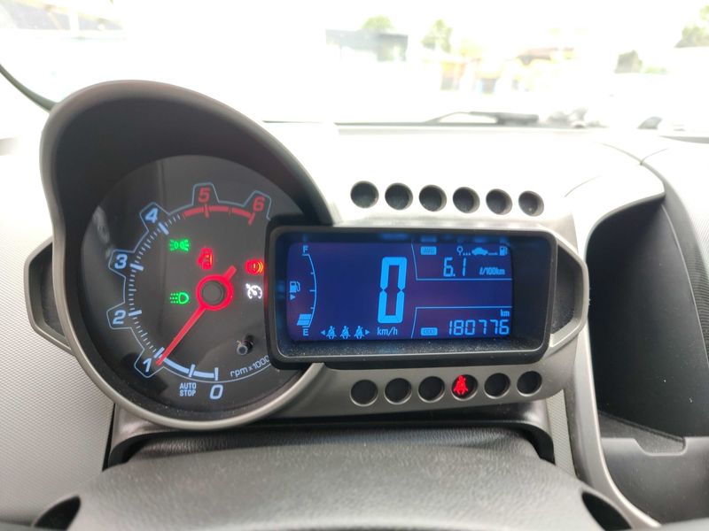 Chevrolet Aveo 1.3 Diesel LTZ — zdjęcie 12