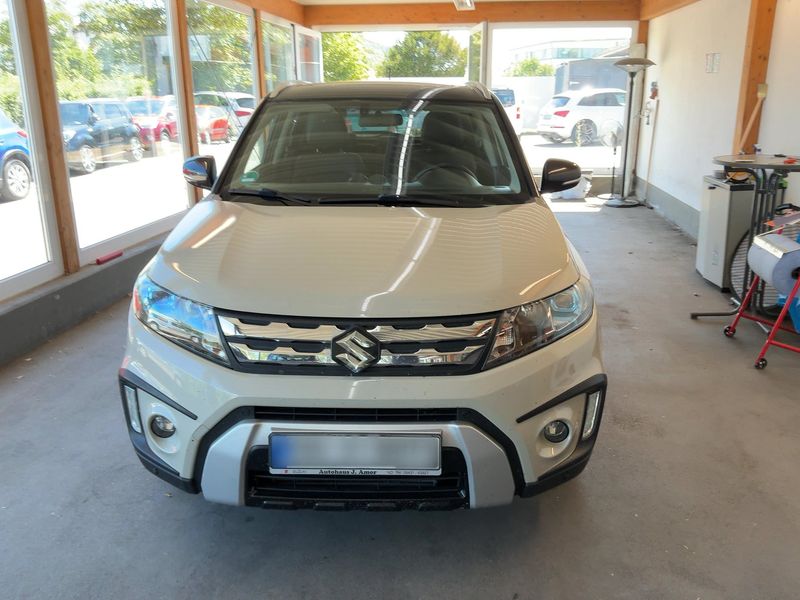 Suzuki Vitara 1.6 DDiS Comfort 4x4 — zdjęcie 9