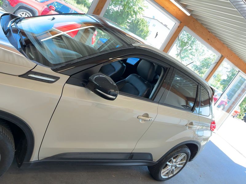 Suzuki Vitara 1.6 DDiS Comfort 4x4 — zdjęcie 4
