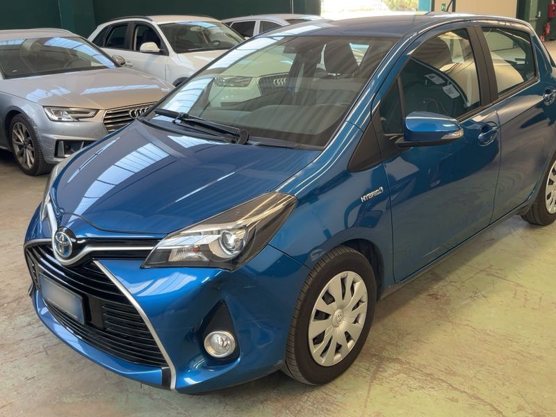 Toyota Yaris 1.5 Hybrid Active — zdjęcie 1