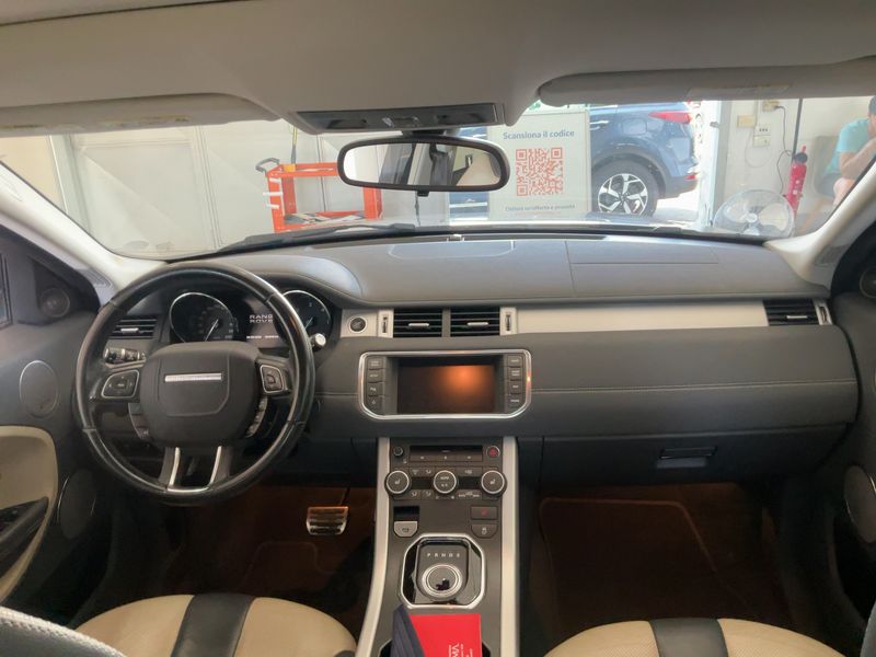 Land Rover Evoque 2.2 Sd4 Dynamic 2013 – снимка 17