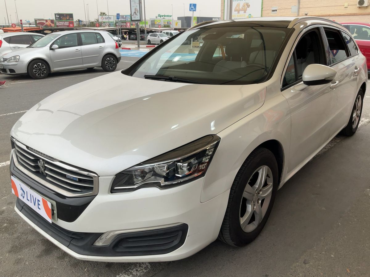 Peugeot 508 2016 — photo 1