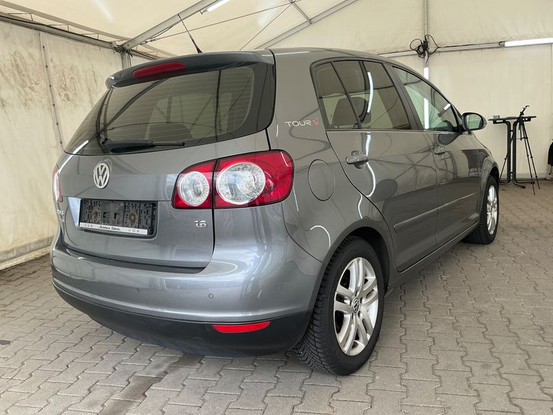Volkswagen Golf V Plus 1.6 Tour — zdjęcie 2