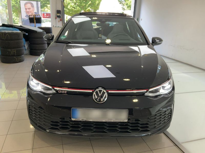 Volkswagen Golf VIII 2.0 TSI GTI — zdjęcie 9