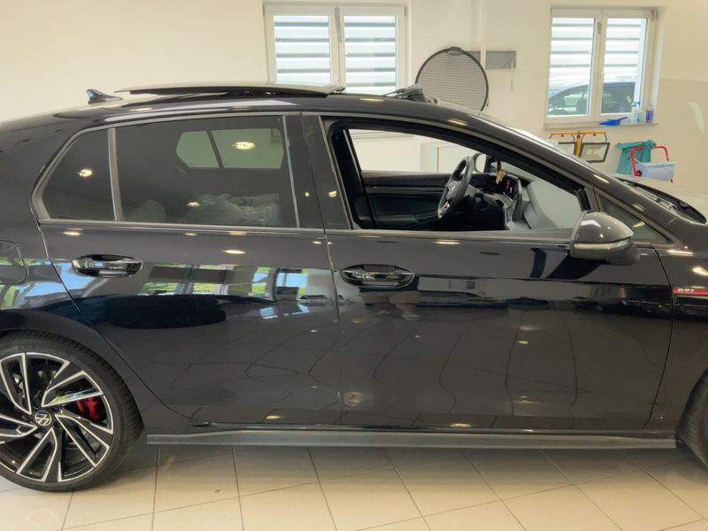 Volkswagen Golf VIII 2.0 TSI GTI — zdjęcie 7