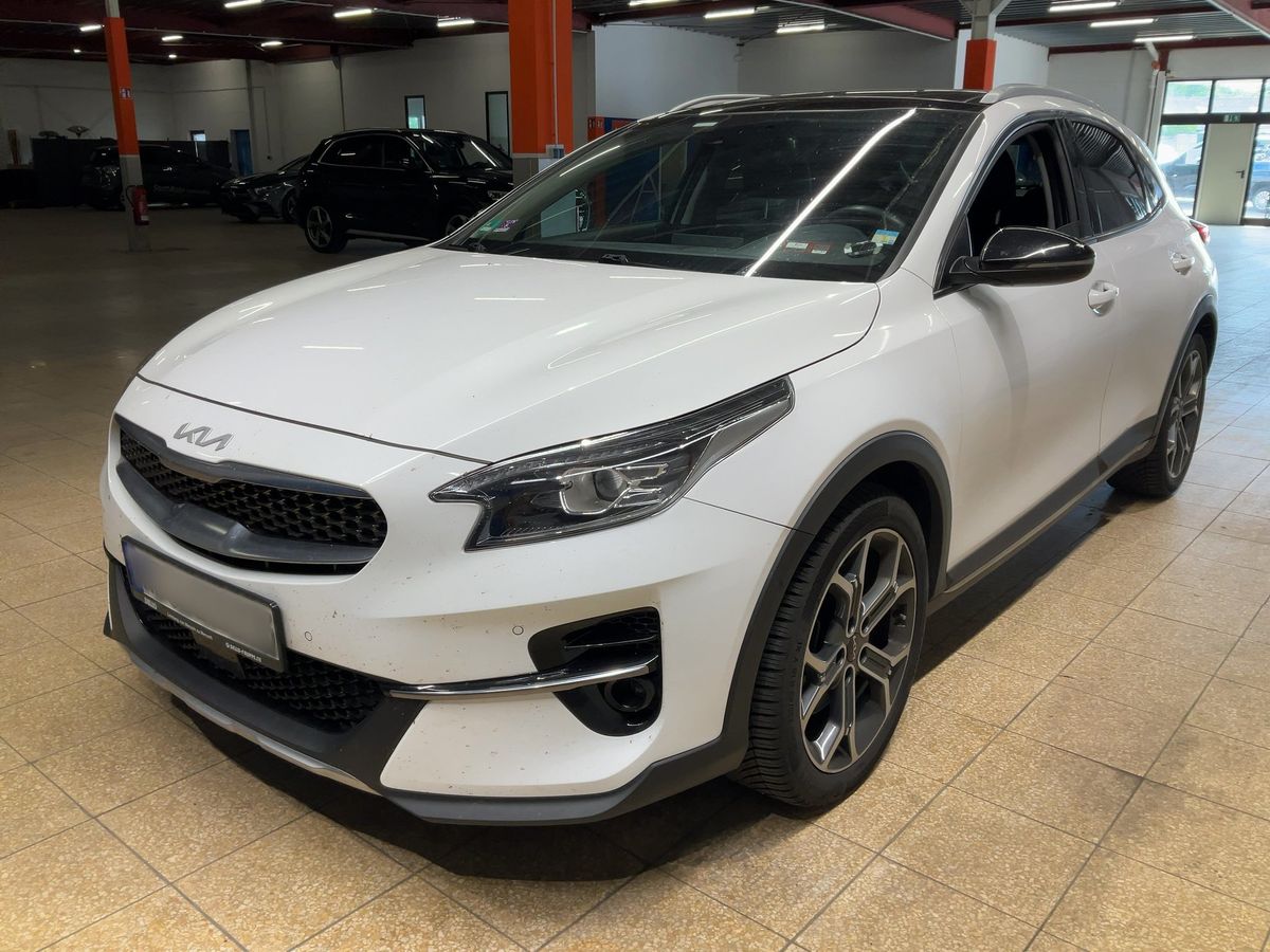 Kia XCeed 2022 — photo 1