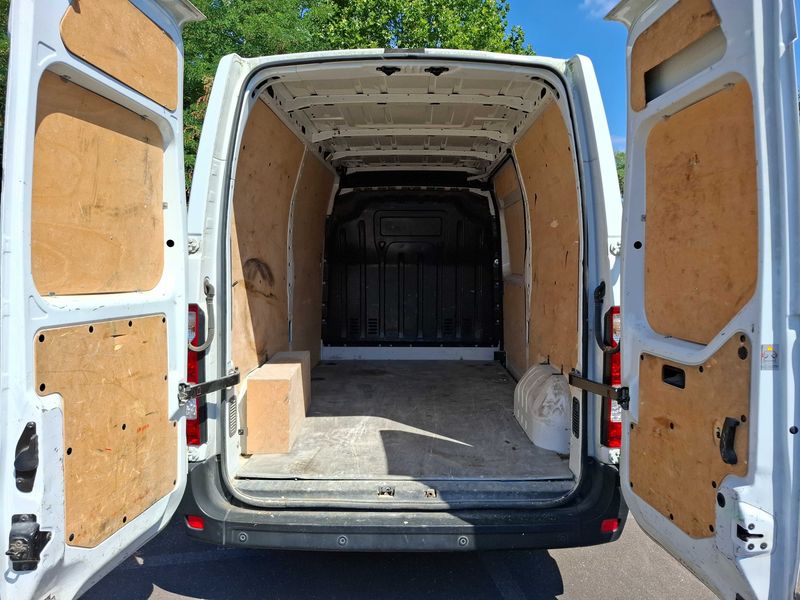 Renault Master 2.3 dCi L1H1 3,5 Confort — zdjęcie 9