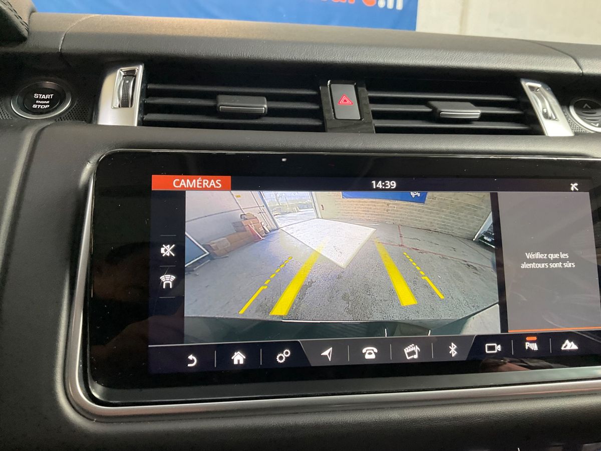 Land Rover 2019 — photo 26