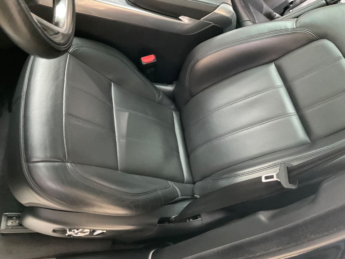 Land Rover 2019 — photo 28