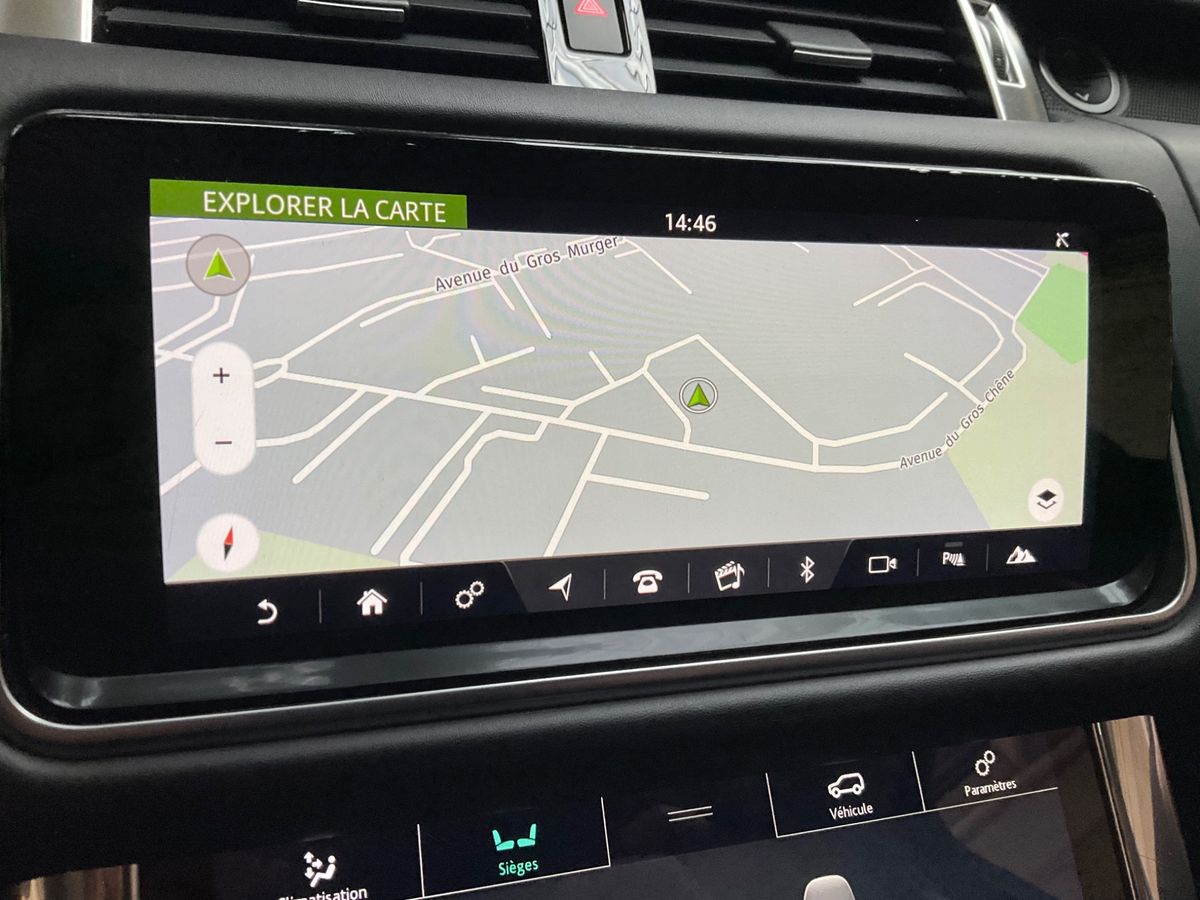 Land Rover 2019 — photo 29