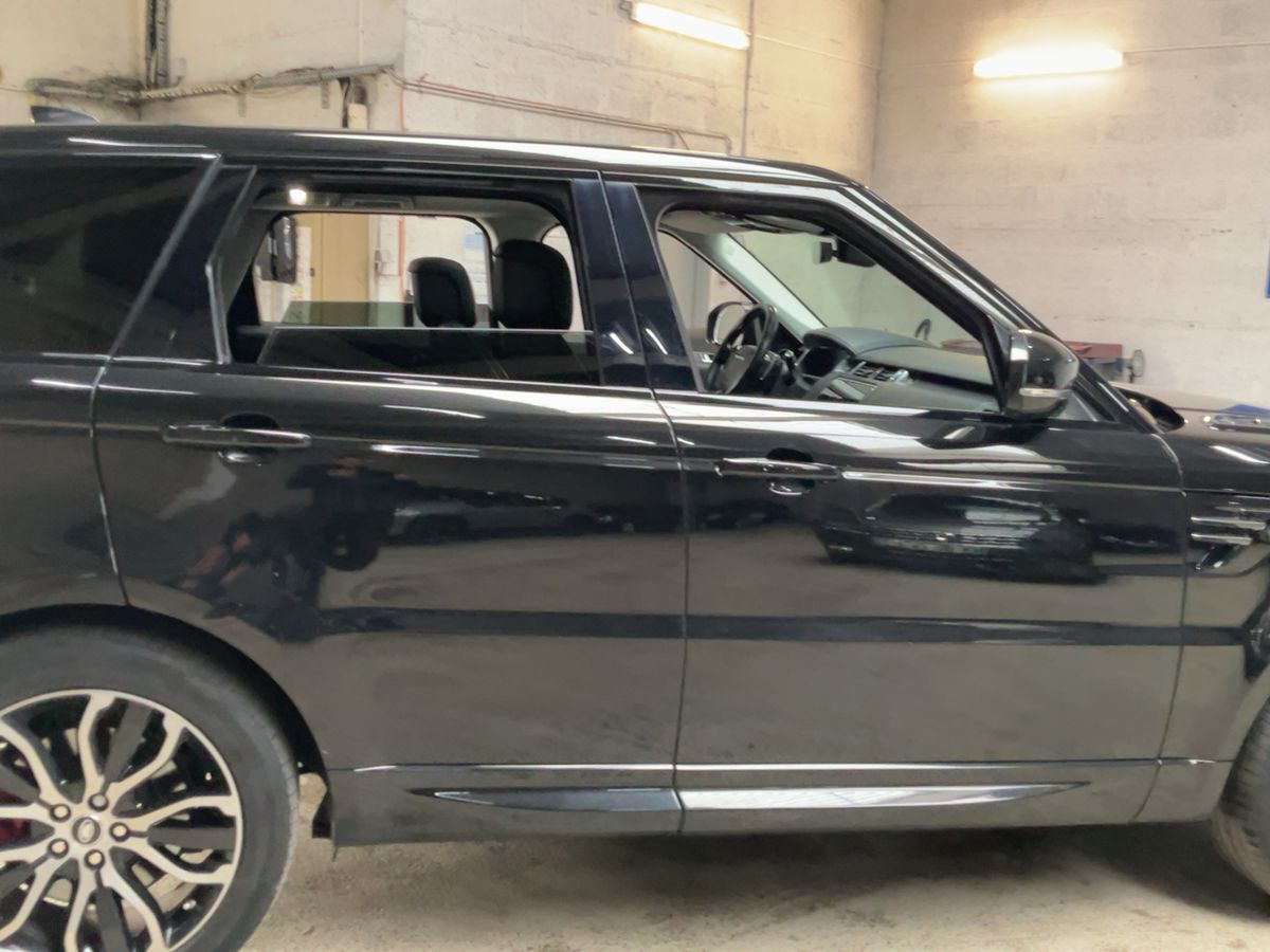 Land Rover 2019 — photo 11