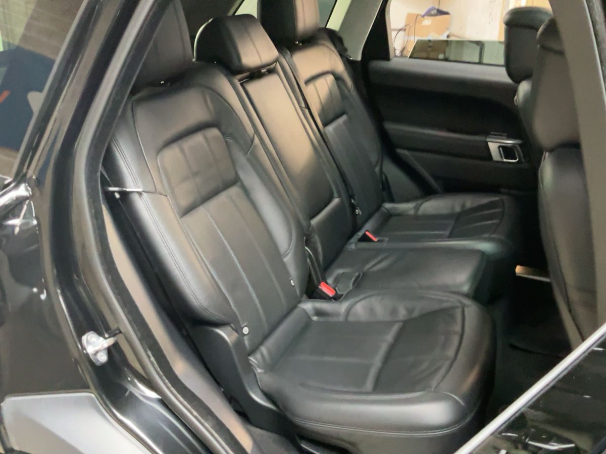 Land Rover 2019 — photo 20