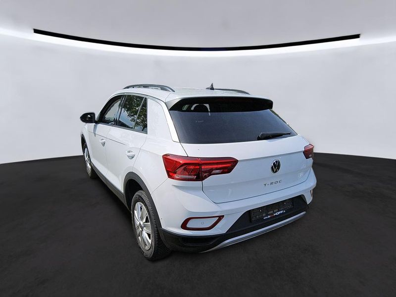 Volkswagen T-Roc 1.0 TSI Move — zdjęcie 14