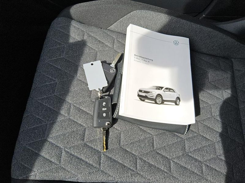 Volkswagen T-Roc 1.0 TSI Move — zdjęcie 16