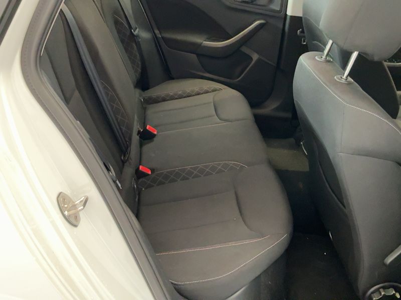 Skoda Kamiq 1.0 TSI Business — zdjęcie 14