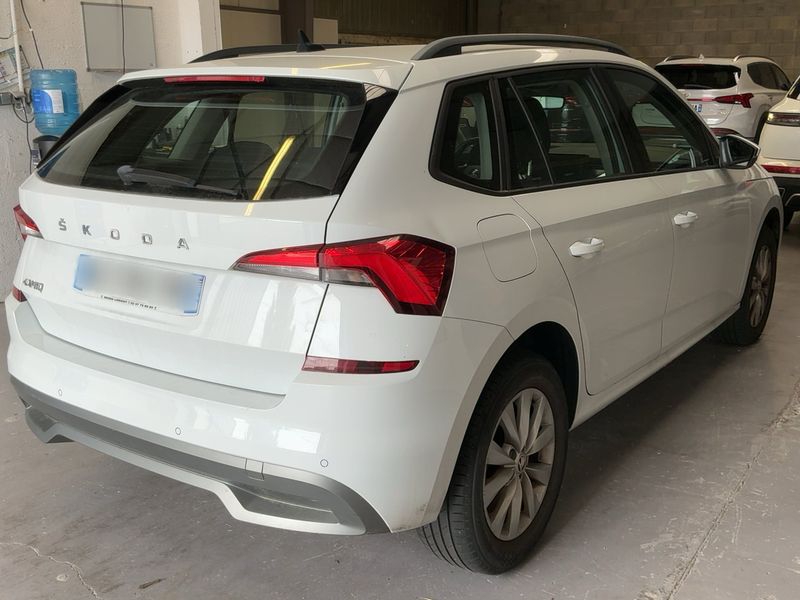 Skoda Kamiq 1.0 TSI Business — zdjęcie 6