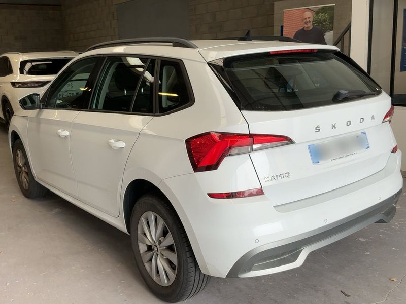 Skoda Kamiq 1.0 TSI Business — zdjęcie 3