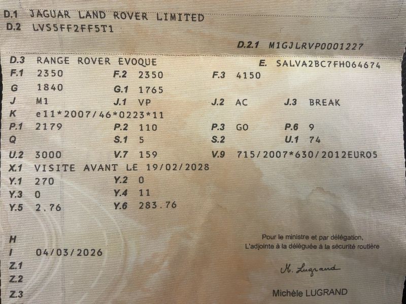 Land Rover Evoque 2.2 Td4 Dynamic — zdjęcie 15