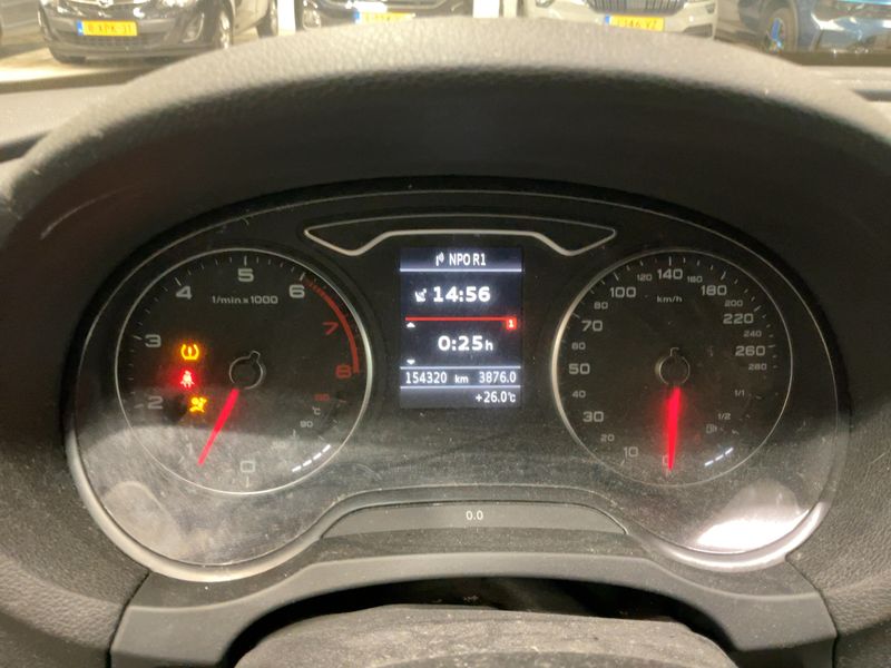 Audi A3 Sportback 1.4 TFSI ACT ultra Ambition 2015 – снимка 18