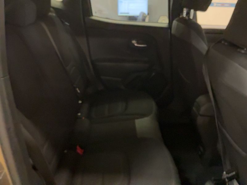 Jeep Renegade 1.6 M-Jet Longitude FWD — zdjęcie 14