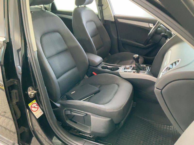 Audi A4 2.0 TDI quattro Daylight 2014 – снимка 16