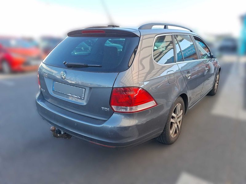 Volkswagen Golf V 1.9 TDI Comfortline — zdjęcie 5