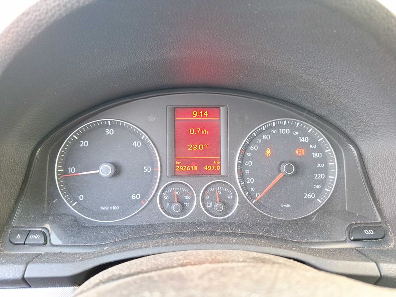 Volkswagen Golf V 1.9 TDI Comfortline — zdjęcie 12
