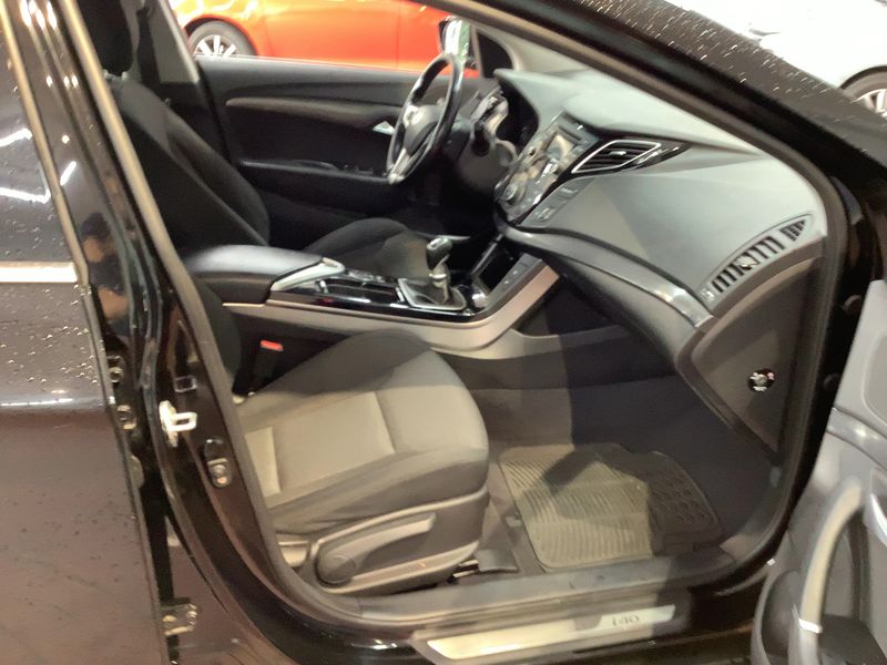 Hyundai i40 1.6 Trend Blue — zdjęcie 11