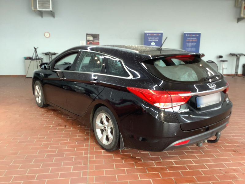 Hyundai i40 1.6 Trend Blue — zdjęcie 3
