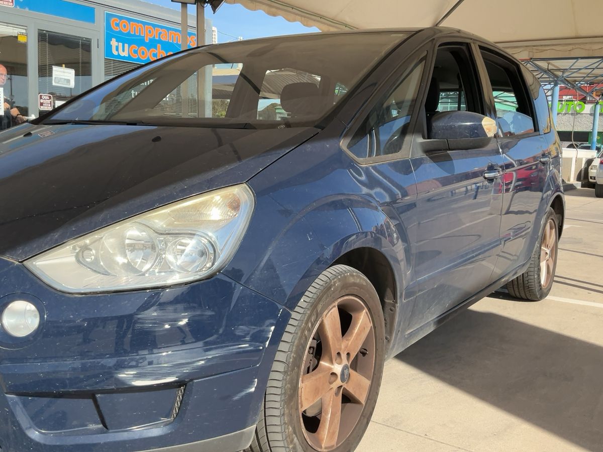 Ford S-Max 2.0 TDCi Titanium