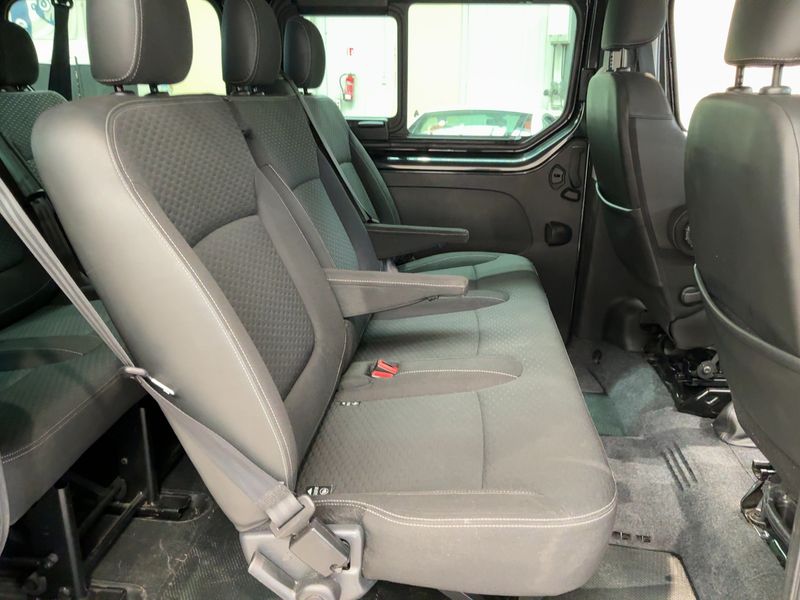 Opel Vivaro 1.6 CDTI Biturbo Combi L1H1 2,7t — zdjęcie 14