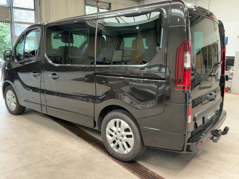 Opel Vivaro 1.6 CDTI Biturbo Combi L1H1 2,7t — zdjęcie 3