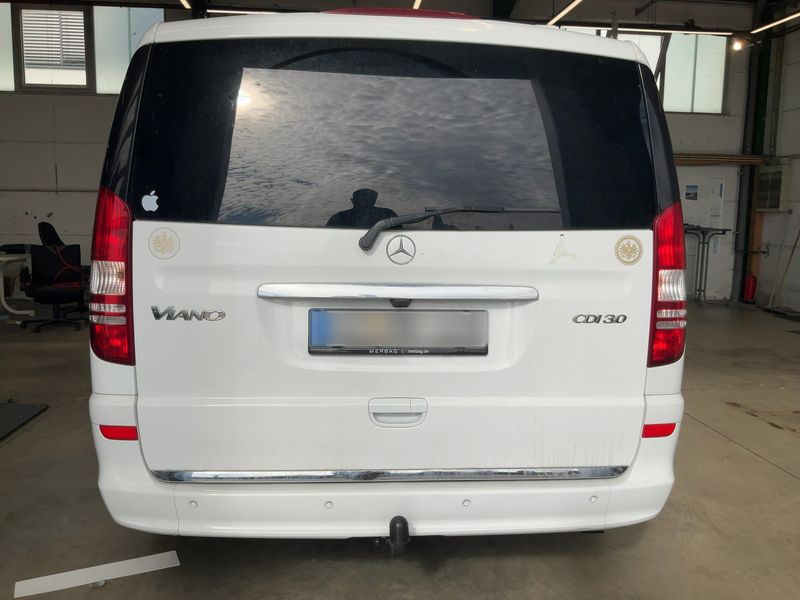 Mercedes-Benz Viano 3.0 CDI lang BlueEfficiency Avantgarde — zdjęcie 5