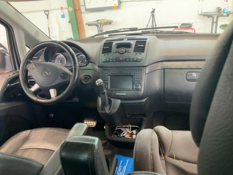 Mercedes-Benz Viano 3.0 CDI lang BlueEfficiency Avantgarde — zdjęcie 12