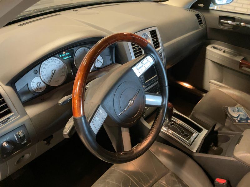 Chrysler 300 C 5.7 V8 HEMI — zdjęcie 12