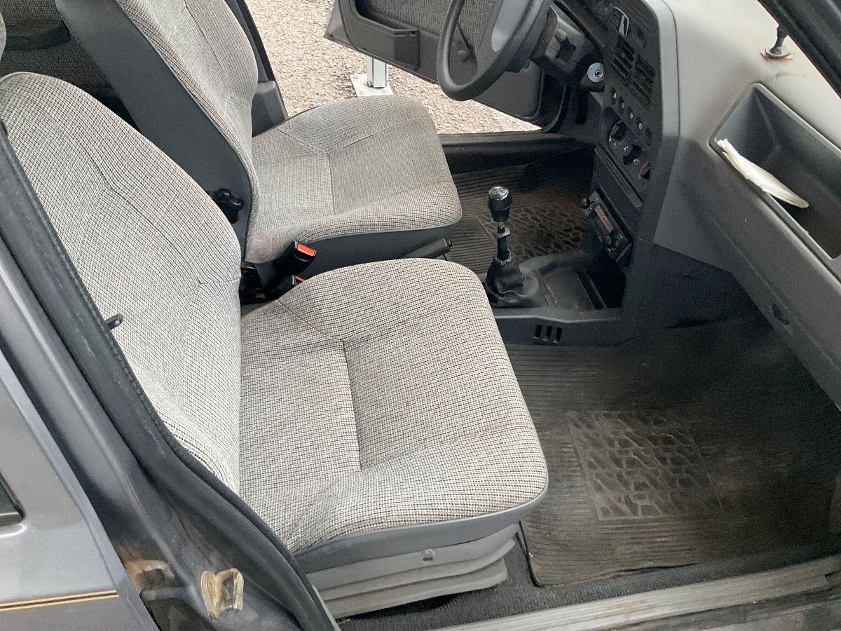 Peugeot 309 1988 — photo 18