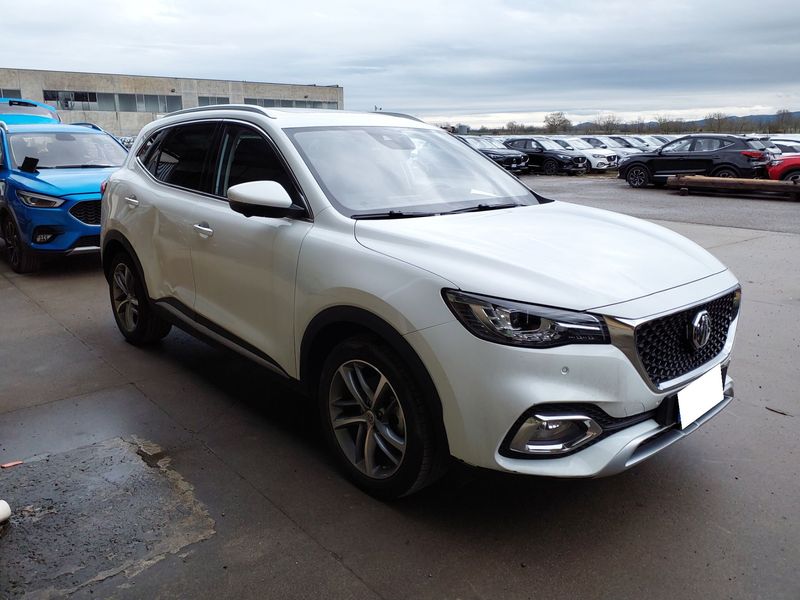 MG HS 1.5 Luxury — zdjęcie 6
