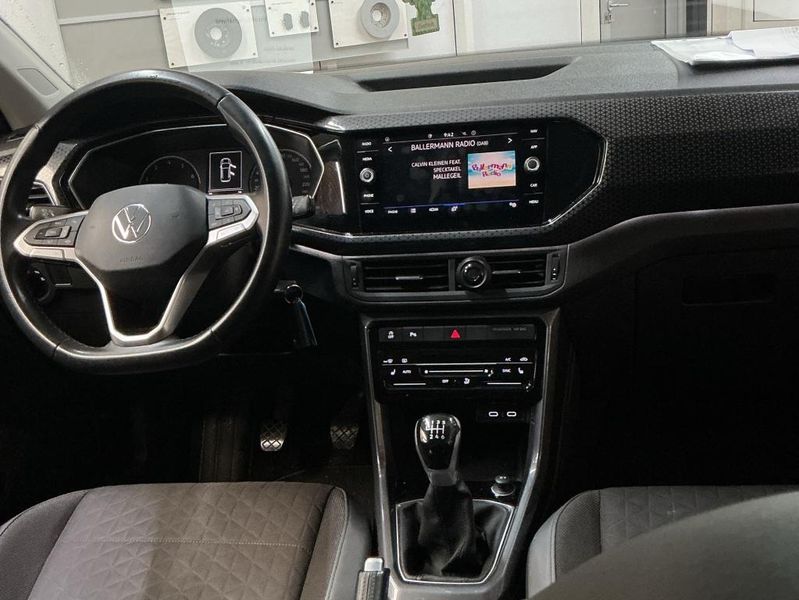 Volkswagen T-Cross 1.0 TSI Style — zdjęcie 9