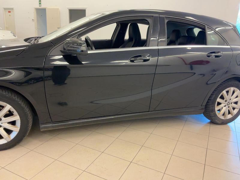 Mercedes-Benz A-Klasse A 180 CDI BlueEfficiency Style — zdjęcie 4