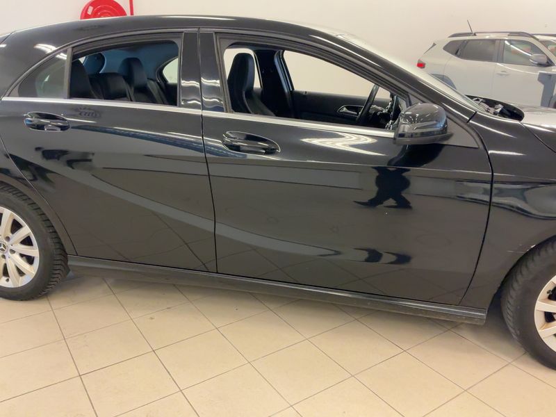 Mercedes-Benz A-Klasse A 180 CDI BlueEfficiency Style — zdjęcie 7
