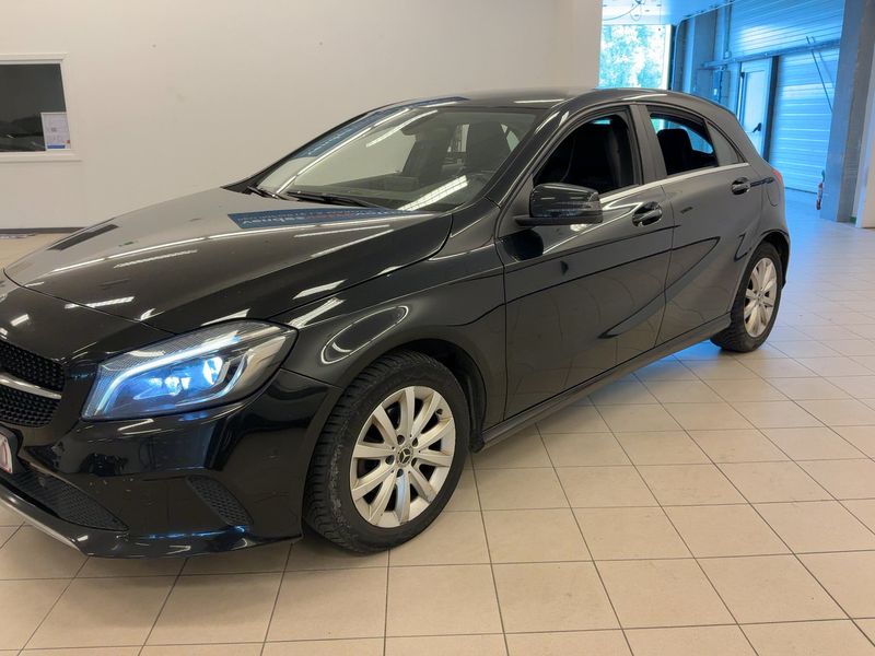 Mercedes-Benz A-Klasse A 180 CDI BlueEfficiency Style — zdjęcie 2