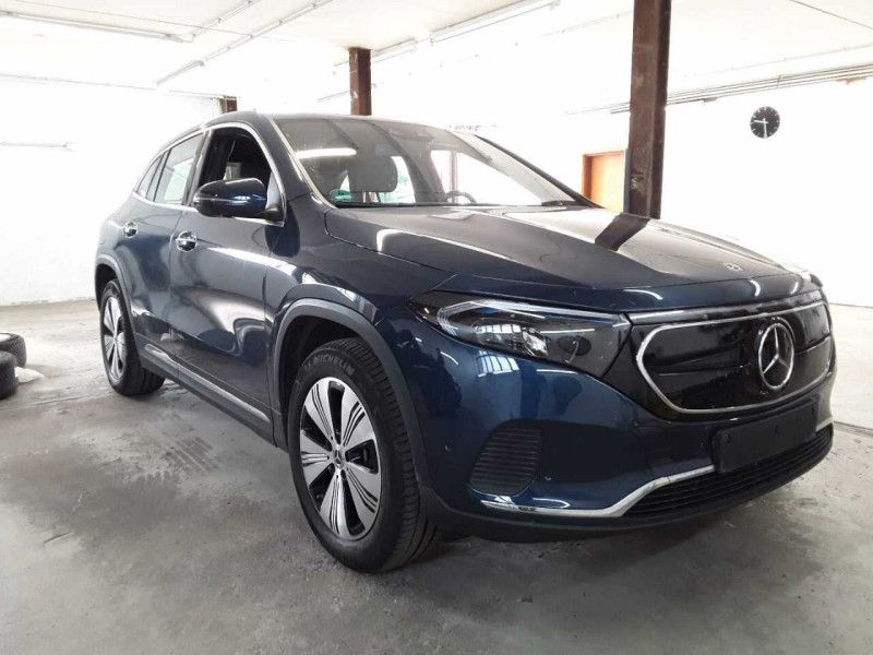 Mercedes-Benz EQA 2023