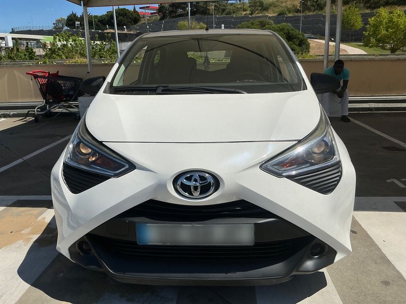Toyota Aygo 1.0 X-Pro — zdjęcie 9