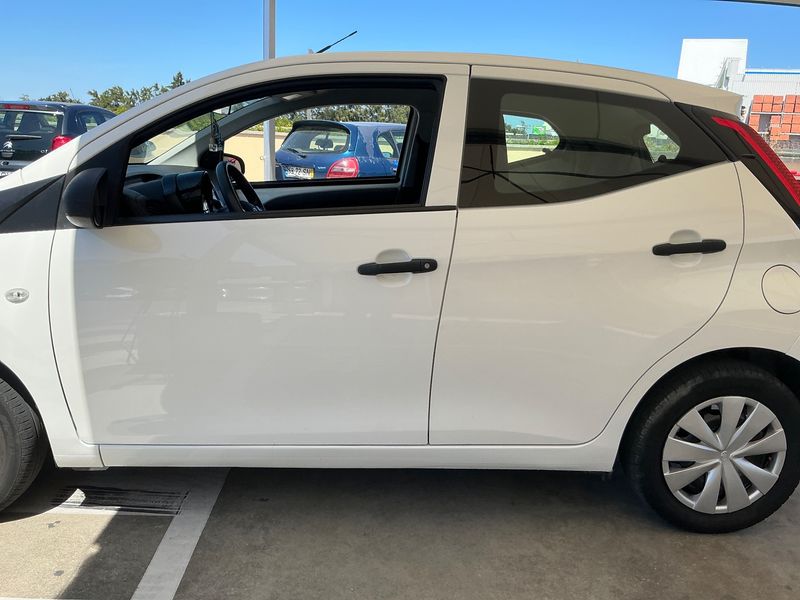 Toyota Aygo 1.0 X-Pro — zdjęcie 4