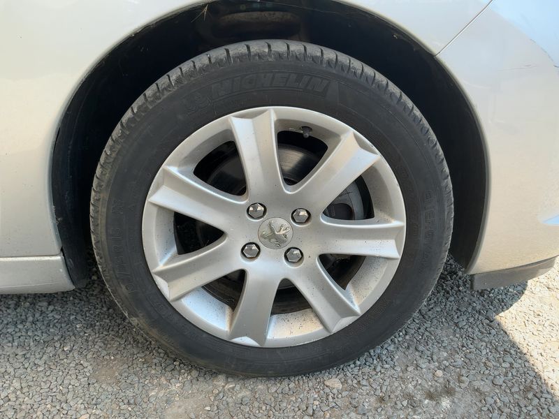 Peugeot 207 1.6 Exclusive 2007 – снимка 11