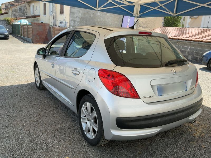 Peugeot 207 1.6 Exclusive 2007 – снимка 6